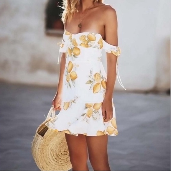 For Love And Lemons Dresses & Skirts - For Love and Lemons Lemonade mini dress